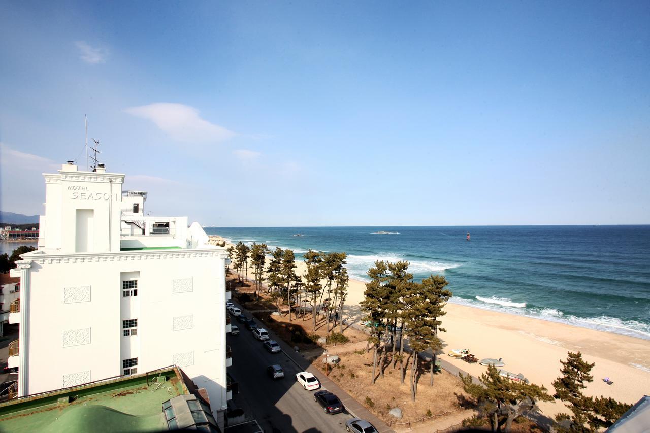 Hotel R Gangneung Exterior photo