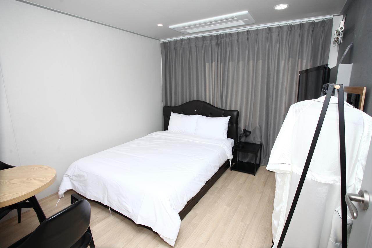 Hotel R Gangneung Room photo