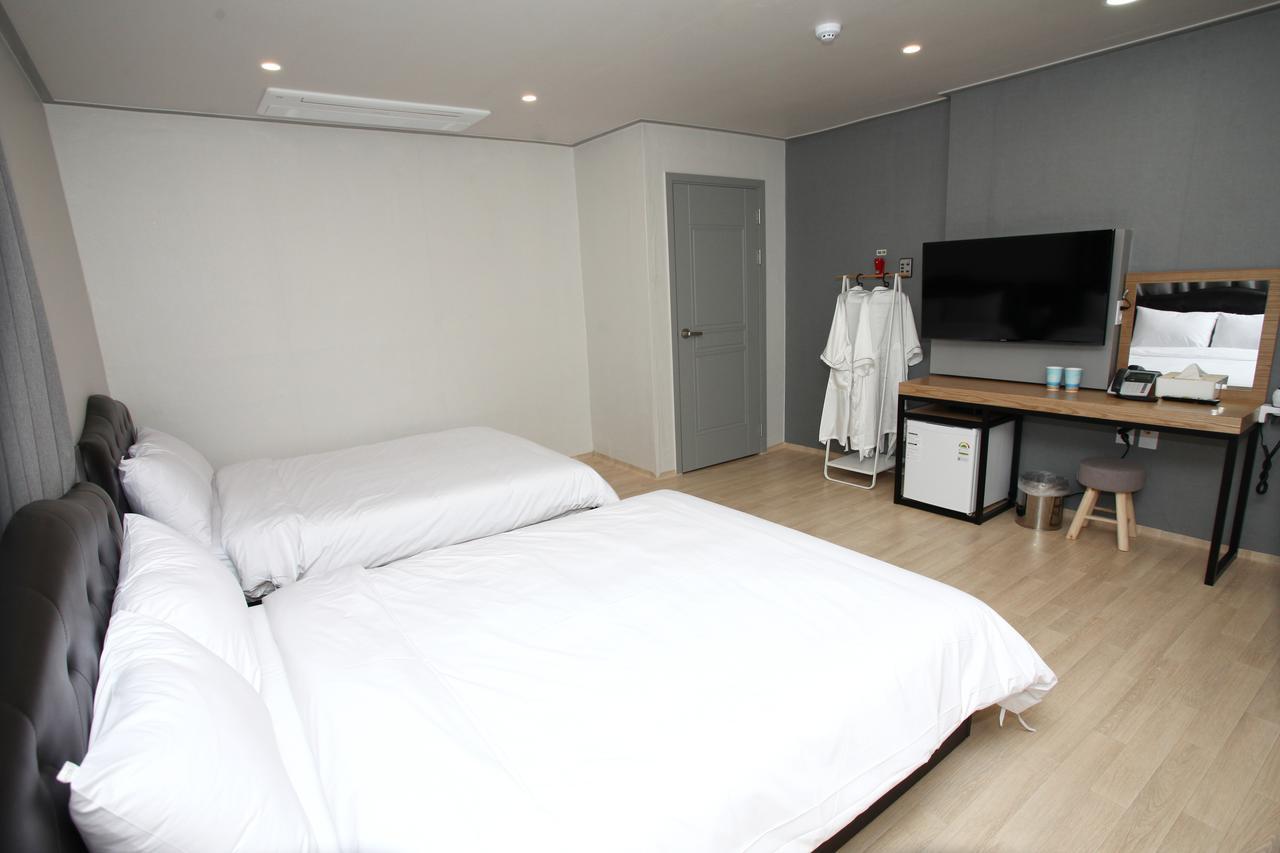 Hotel R Gangneung Room photo